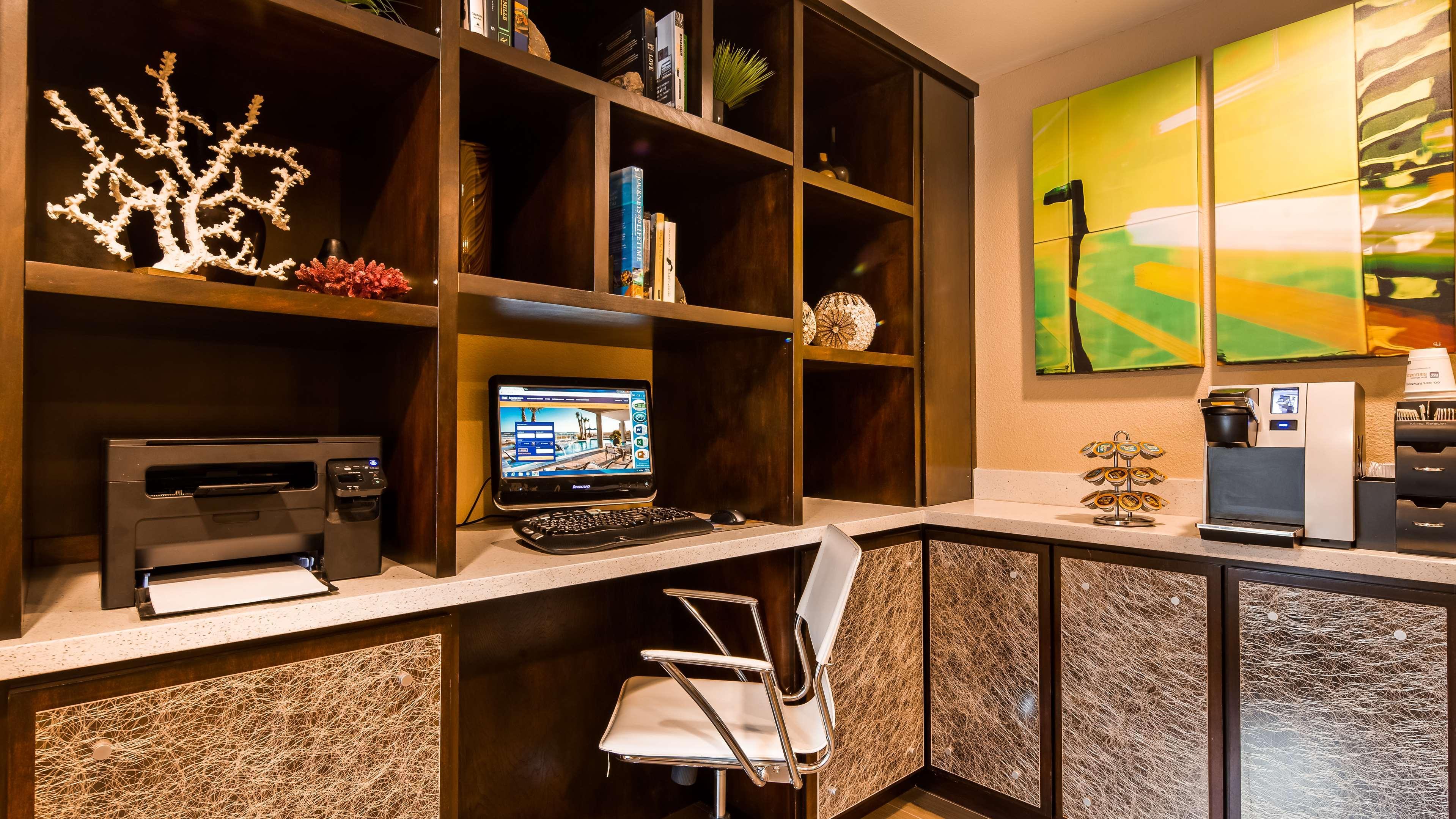 Best Western Carmel'S Town House Lodge Extérieur photo