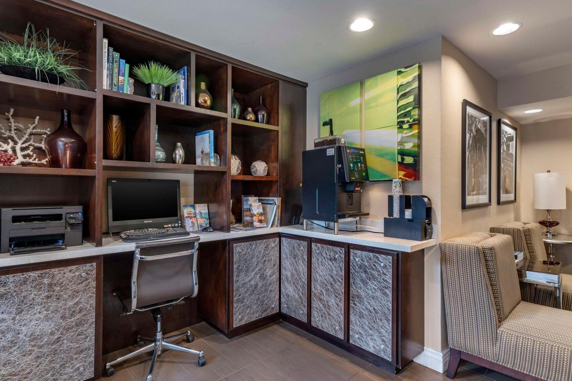 Best Western Carmel'S Town House Lodge Extérieur photo